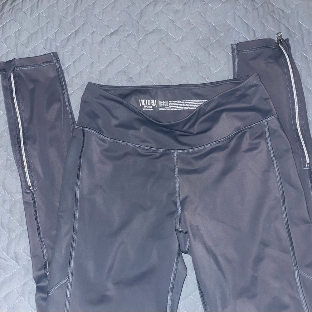 Victoria Sport Leggings Zipper